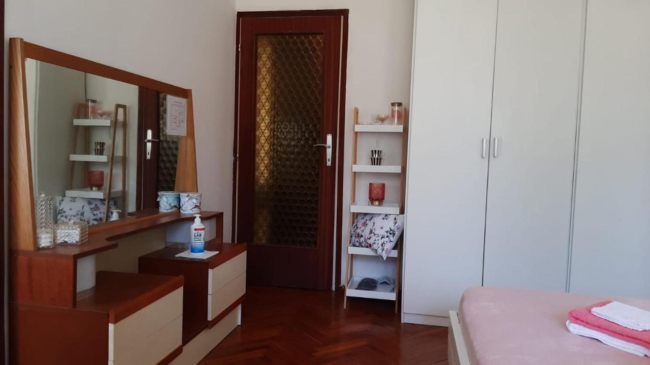 Апартаменти Apartman Iris Спліт Екстер'єр фото